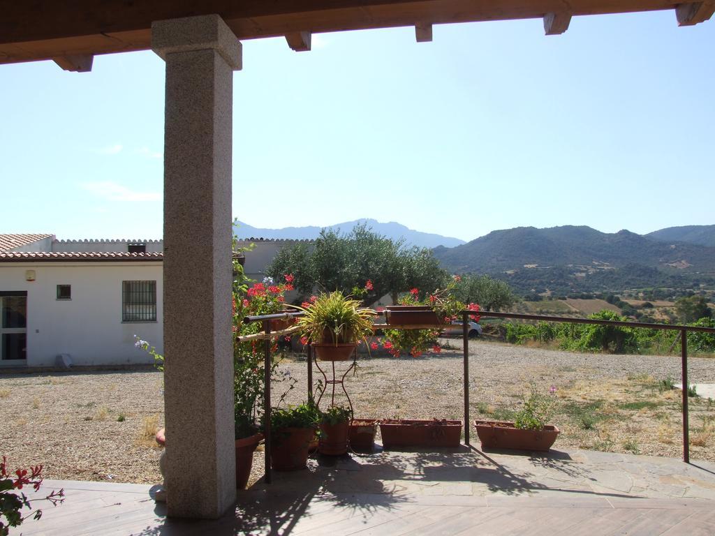 Agriturismo Locoe Олиена Екстериор снимка